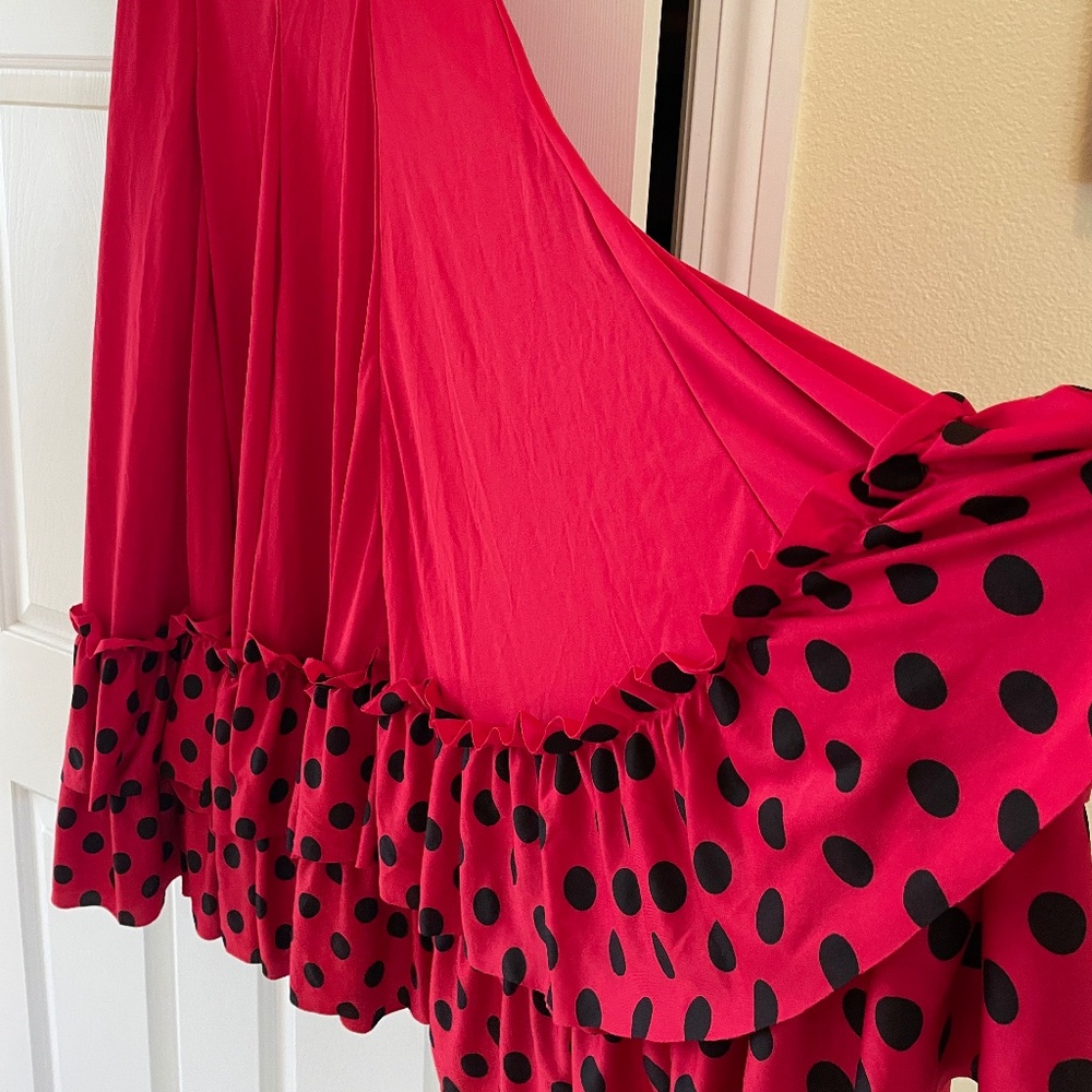 Flamenco skirt, size Medium, made in USA, new
